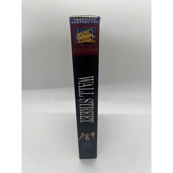 Wall Street (VHS, 1996) Michael Douglas Charlie Sheen Daryl Hannah - Picture 5 of 6